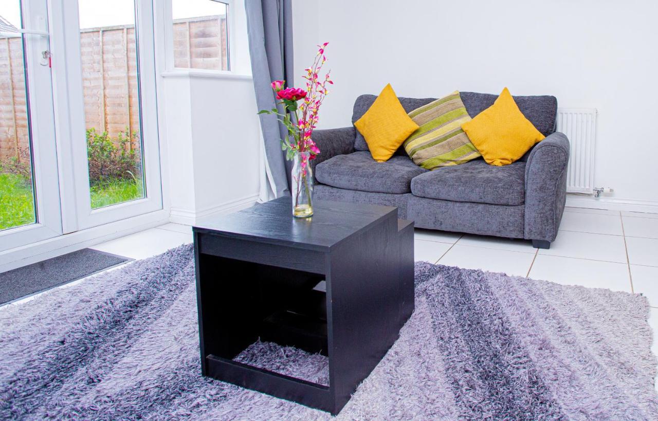 Turners Gardens Villa Northampton Luaran gambar